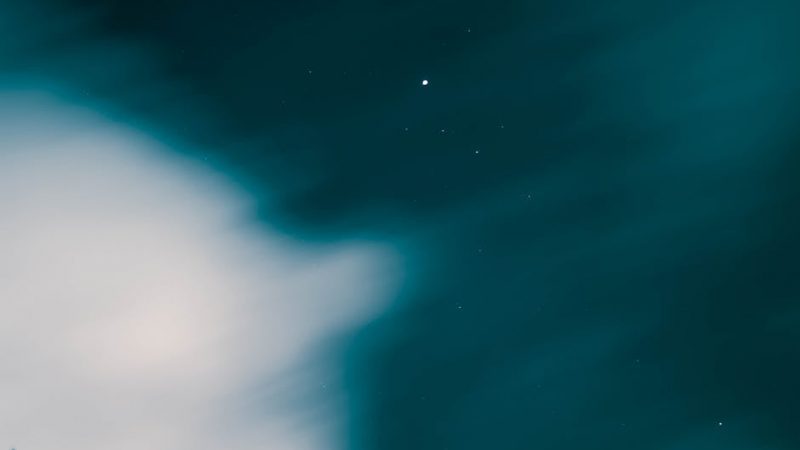 Плюсы и минусы профессиональных проекторов для кино