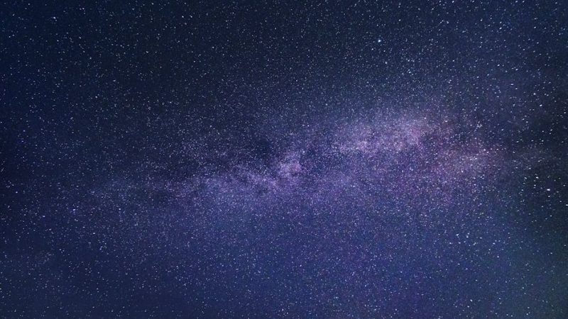 Как выбрать светильник со звездами для потолка